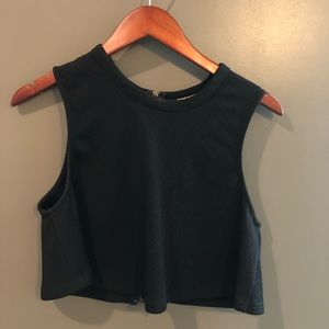 Black back zipper crop top